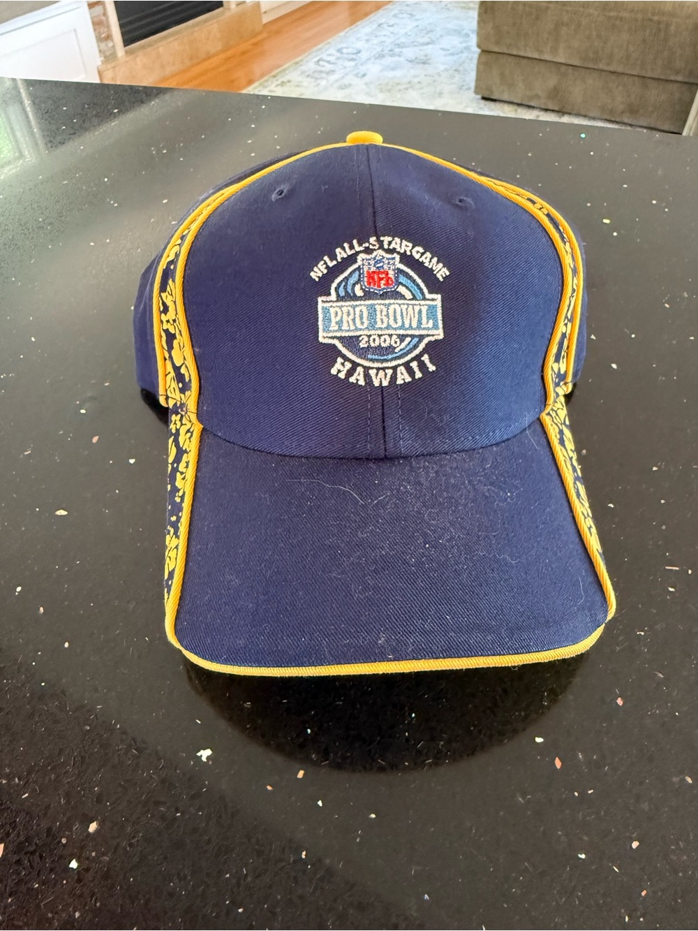 NFL Pro Bowl 2006 Hawaii Navy & Yellow Baseball Cap - Official Style